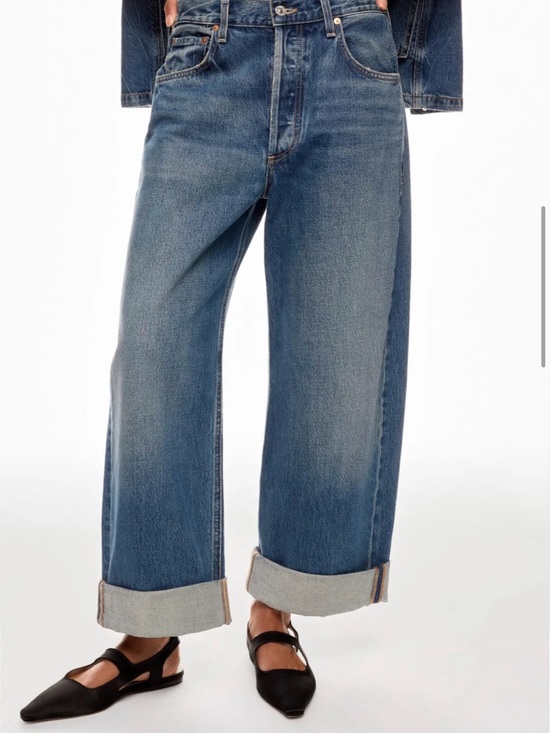 Citizens Of Humanity Denim - Citizens Of Humanity Ayla Jeans in Brielle wash Mid-Blue Wide-Leg Cuffed Jeans